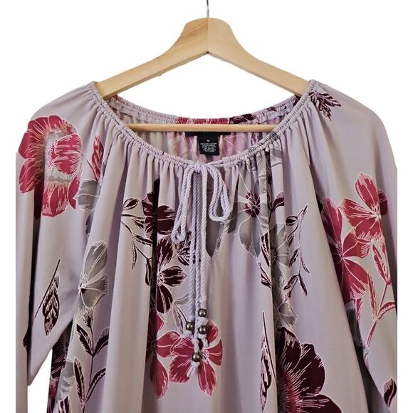 2/$15 Joan Vass Keyhole Neck Tie Lilac Floral Long Sleeve Blouse Top Size M - Picture 6 of 10